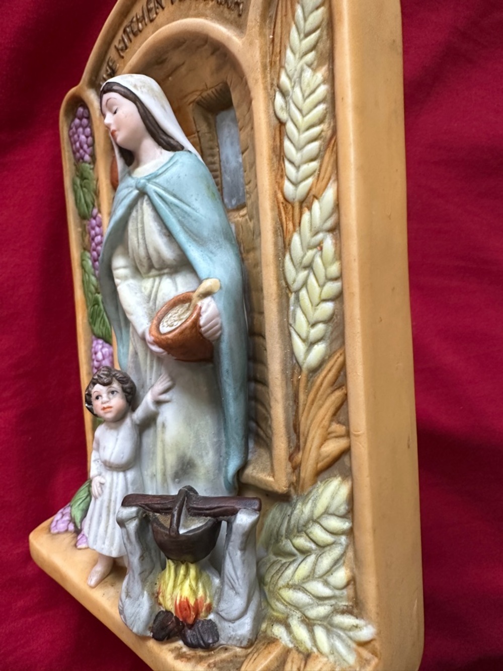 1988 Antique Kitchen Madonna Wall Plaque - Multicolor Religious Figurine - Picture 2 of 5
